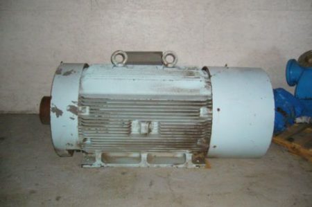 700 hp Toshiba High Efficiency Motor 1788 RPM, 2300 V, TEFC , Frame 355LL