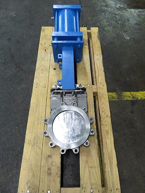 Grinell 10″-150 knife gate valve actuated