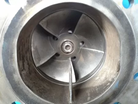 Ahlstrom / Sulzer pump model APT41-8