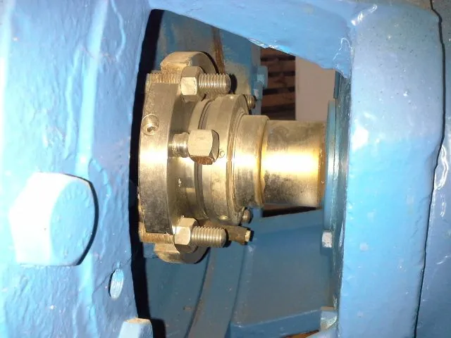Ahlstrom / Sulzer pump model APT41-8