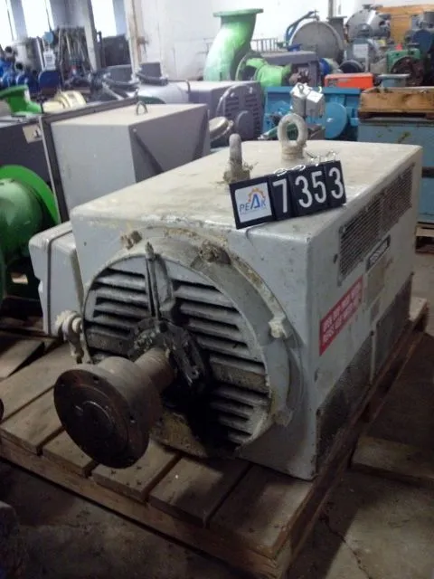 700 hp Toshiba Induction AC Motor