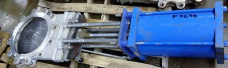 TL knife gate valve with actuator size 14″