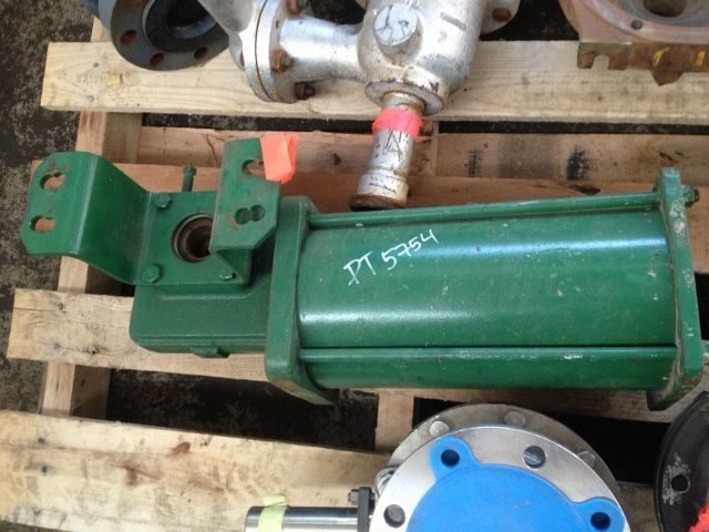 Fisher Actuator to fit 1066SP Valve (8\