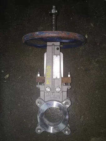 Fabri-Valve 3″-150 knife gate valve, hand wheel operated