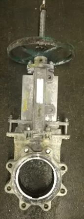 Rovalve 6″-150 knife gate valve, hand wheel operated