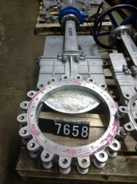 FNW 20″ Knife Gate Valve Gear Operated