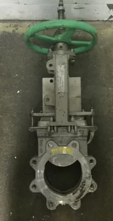 Rovalve 6″-150 knife gate valve, hand wheel operated