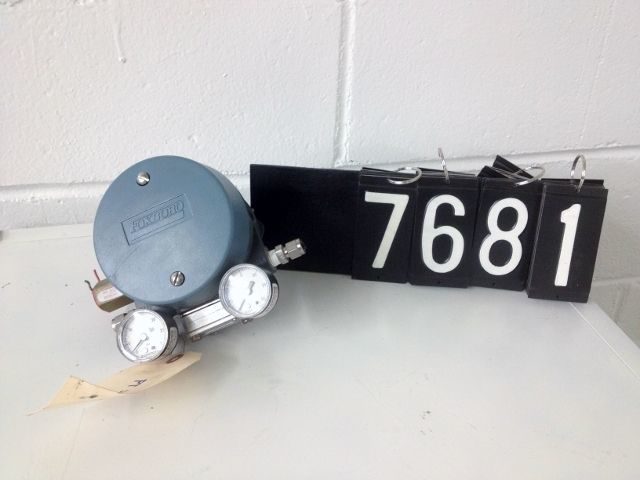 Foxboro current to air converter model E69F        