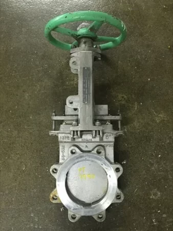 Rovalve 6″-150 knife gate valve, hand wheel operated