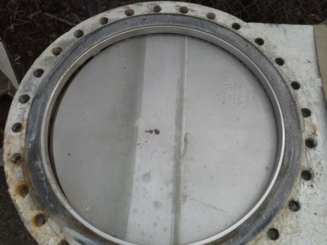 Trueline TL 30″ knife gate valve with actuator