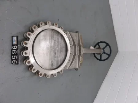 TL 24″ knife gate valve, Hand Wheel Operated