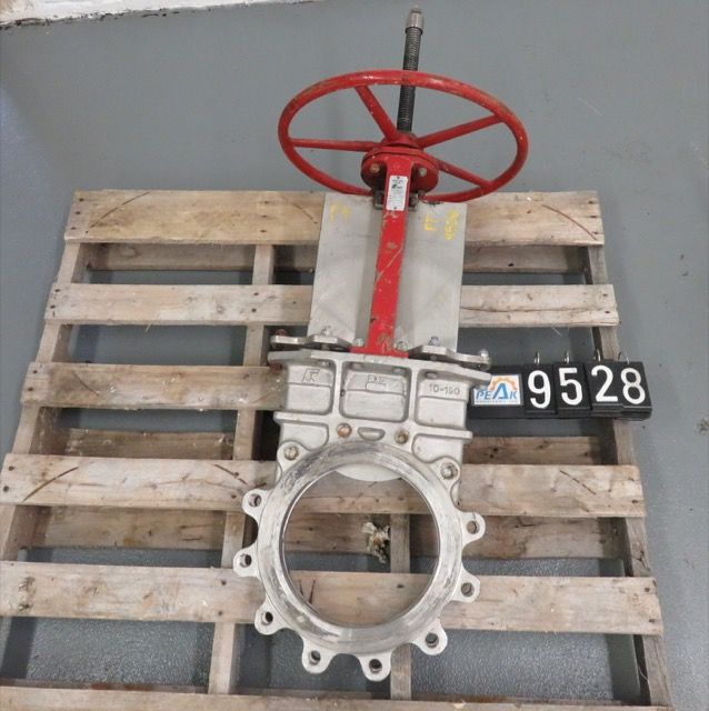 FCC 10″-150 knife gate valve, hand wheel operated