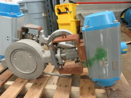 Jamesbury 8″-300 Wafer Sphere Valve with Actuator , Unused Spare Room