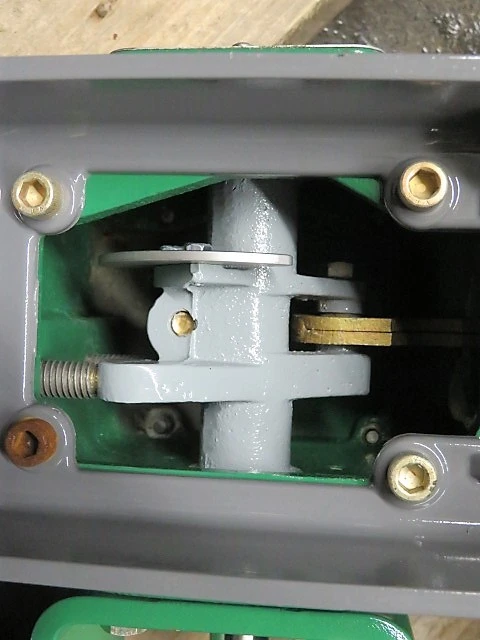 Fisher 3″ V150 V-Ball Control Valve , material WCB/316