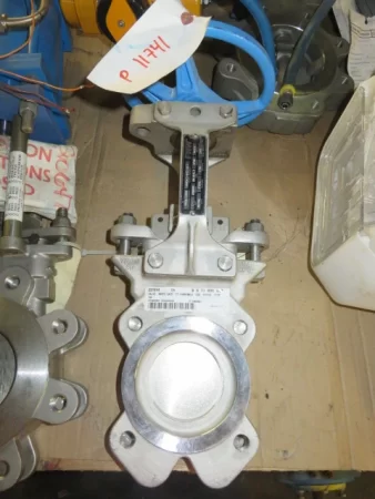 3″ 150# FNW Knife Gate Valve Hand Wheel Operated , Unused Condition