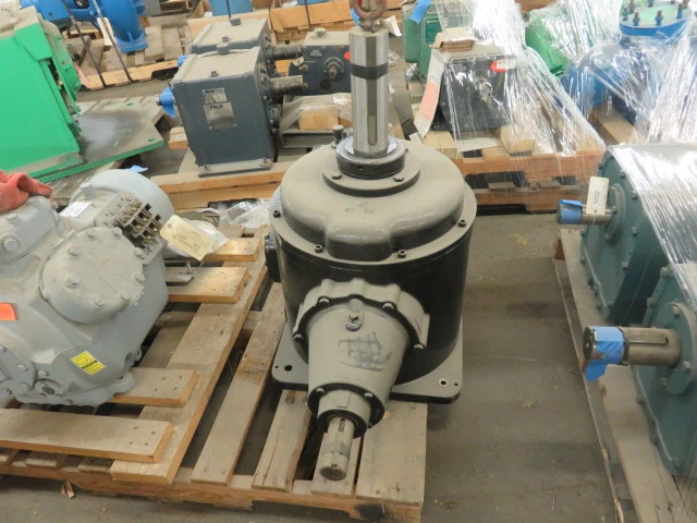 Amarillo Right Angle Fan Drive Model F175 Unused Condition