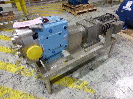 Waukesha SPX Flow Positive Displacement Pump model 220UI Stainless size 4″