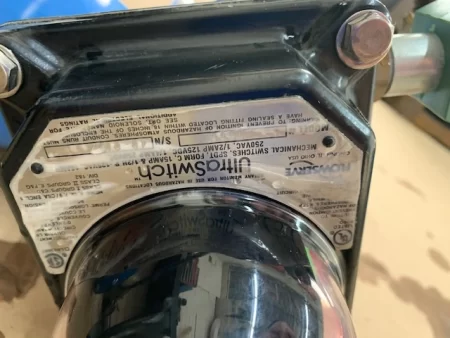 1/2″ -150# Jamesbury Ball Valve Air Operated Stainless Unused