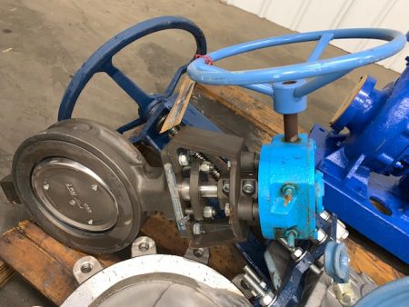 Jamesbury 8” CS/SS High Performance Butterfly Valve with Gear Operator, NEW Storeroom Spare