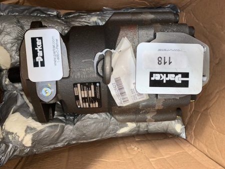 Parker Hydraulic Pump Type PAVC10032R422, Unused