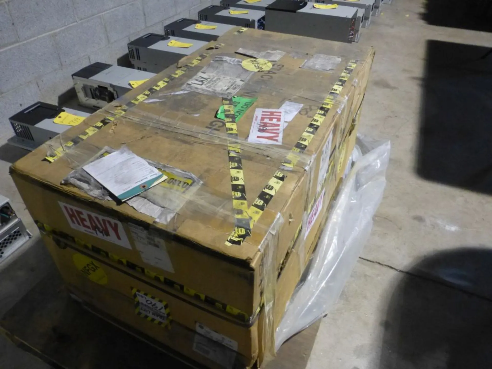 Allen-Bradley PowerFlex 700S Drive, Cat No. 200DD156A0NYNACANE, 125 HP, 480 Volt, NEW Storeroom Spare
