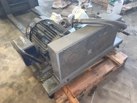 Cat Pump Model 3801KSC02, 15HP