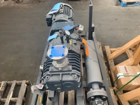 Busch Type NP 0250 A LL6 000B / 180 CFM Vacuum Pump, Unused