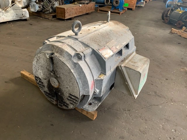 300 hp Reliance Electric AC Motor, 890 Rpm , 2300v