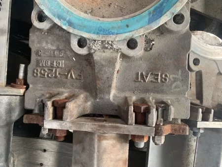 Fabri-Valve 10″-150 knife gate valve, hand wheel operated