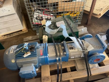 Goulds 15SV4GC30 Vertical Multistage Stainless Steel Pump New Storeroom Spare