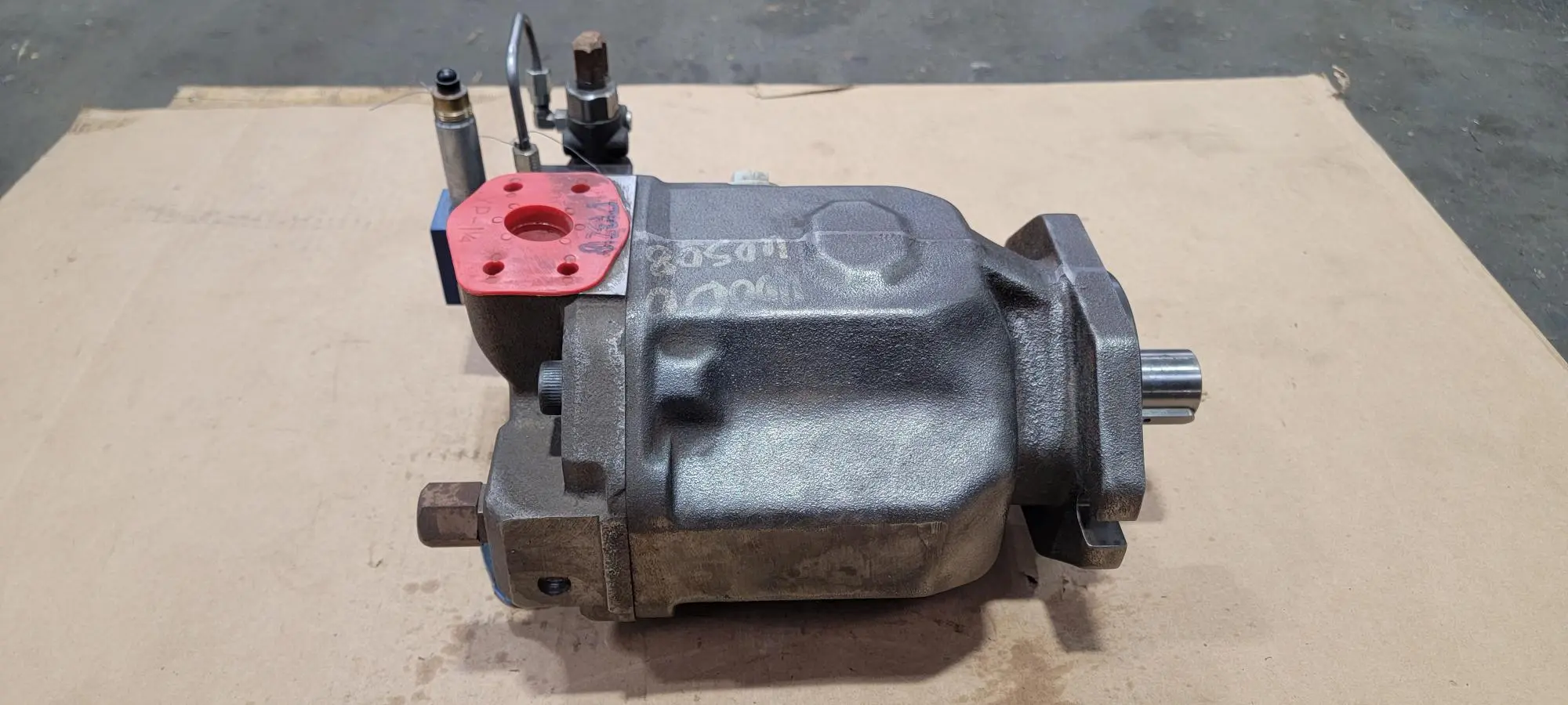 Rexroth AA10VSO100DRG/31R-PKC62N00 Hydraulic Pump New Storeroom Spare