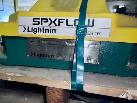SPXFlow Lightnin Series 10 Model 1402, 3HP, Ratio 14.06 Agitator