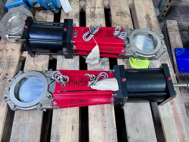 6″ Wey Knife Gate Valve with Pneumatic Actuator, New Storeroom Spare
