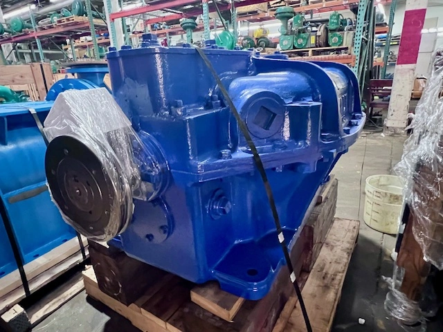 Lightnin Mixer Model 915-RELB-2002 Rated 200HP Class 2