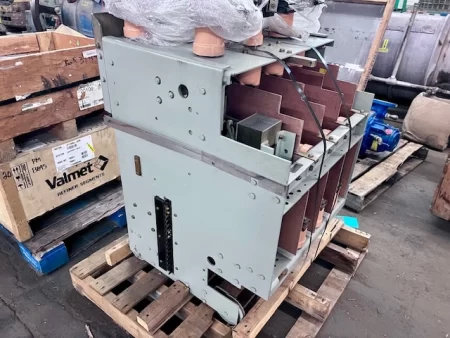 General Electric AC Contactor 4160V 400A 60 CV